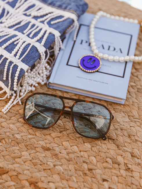 Sunglass 8137